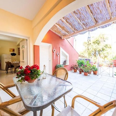 Apartamento Helen Corfu House Exterior foto