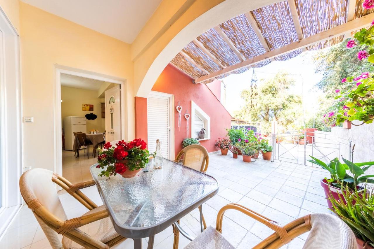 Apartamento Helen Corfu House Exterior foto